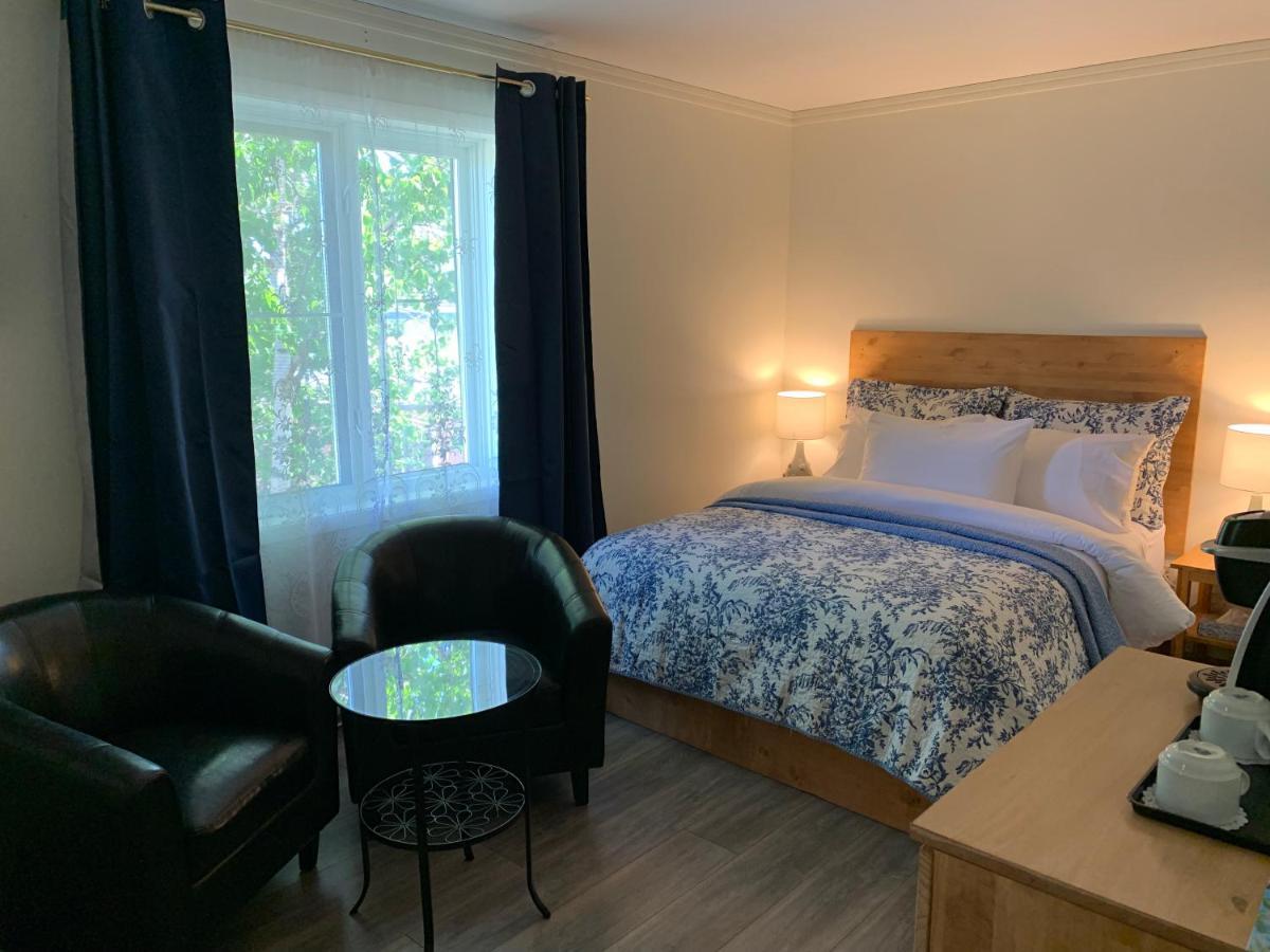 Auberge La Rosepierre Bistro Henri Grandes-Bergeronnes Kültér fotó